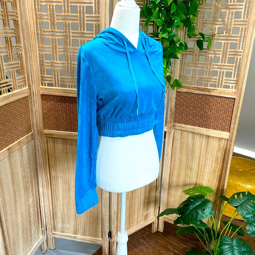 Better Be Aqua Blue Cropped Velour Hoodie Pullover S